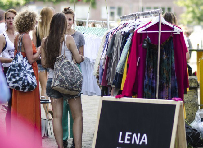 LENA, leen je outfit